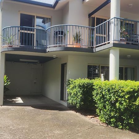 La Villa At Beach Court Airlie Beach Esterno foto